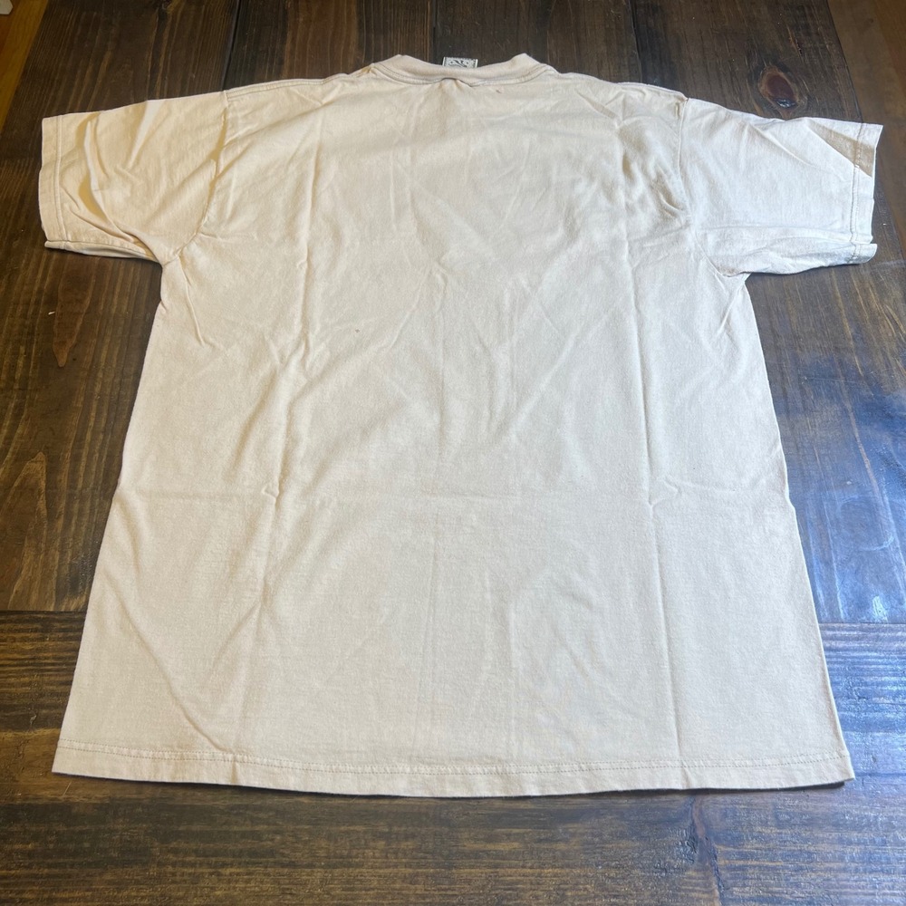 Vintage EMI Montana Native American Warrior Graphic T-Shirt Tan Mens XL USA - Picture 7 of 7